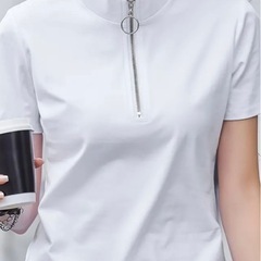 【商談中】VネックTシャツの画像