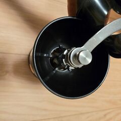 HARIO(ハリオ) コーヒーミル ブラック セラミック スケルトンNブランド  の画像