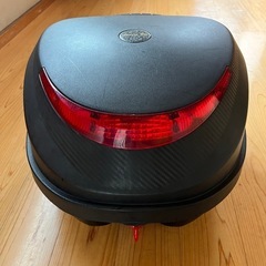 リアボックス