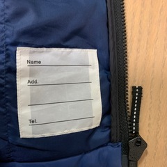 110cm ベスト　青×黒　ユニクロの画像