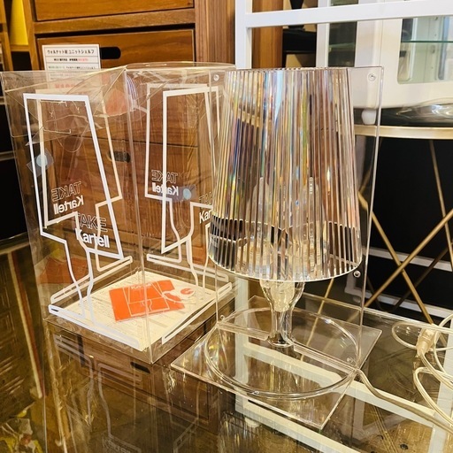 《売約済》【武蔵小山店】 カルテル Kartell テイク TAKE 照明 ランプ テーブルランプ デスクランプ 間接照明 ベッドサイドランプ モダン おしゃれ デザイナーズ イタリア製 ポリカーボネート クリスタル スモーク オリーブグリーン インテリア 照明器具 小型照明 スタンドライト