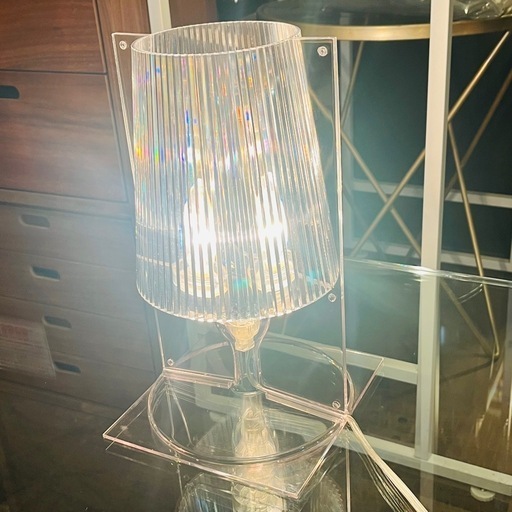 《売約済》【武蔵小山店】 カルテル Kartell テイク TAKE 照明 ランプ テーブルランプ デスクランプ 間接照明 ベッドサイドランプ モダン おしゃれ デザイナーズ イタリア製 ポリカーボネート クリスタル スモーク オリーブグリーン インテリア 照明器具 小型照明 スタンドライト