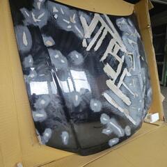 Ｒ３４ ＧＴＲ カーボンフード　修理途中