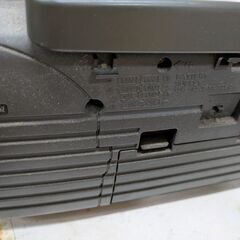 故障品】CDラジカセ:ｶｾｯﾄ取り出し口のみ故障後は使用可