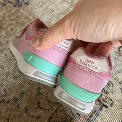 ニューバランス14.5ピンクの画像