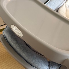 Aprica ハイローチェア　ユラリズム　トイザらス限定モデル　手動タイプの画像