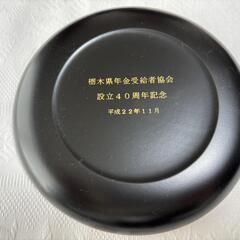 【新品美品未使用】日光彫 木製皿 いちご柄 6寸皿の画像