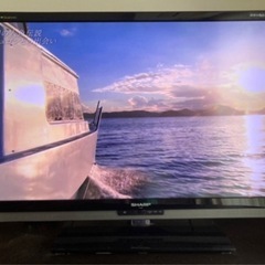 40型液晶テレビ　SHARP AQUOS+専用無線LANアダプター