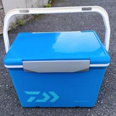 ダイワ　クーラーボックス　25L