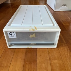 ⑨ 収納ケース