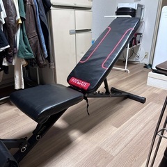 フラットベンチ　筋トレ　トレーニング