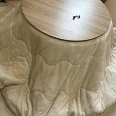 こたつの画像