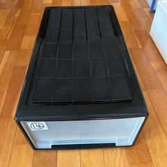 14  収納ケースの画像