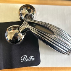 リファ　カラットレイ