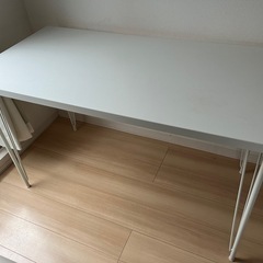 ニトリ　デスク　ホワイト
