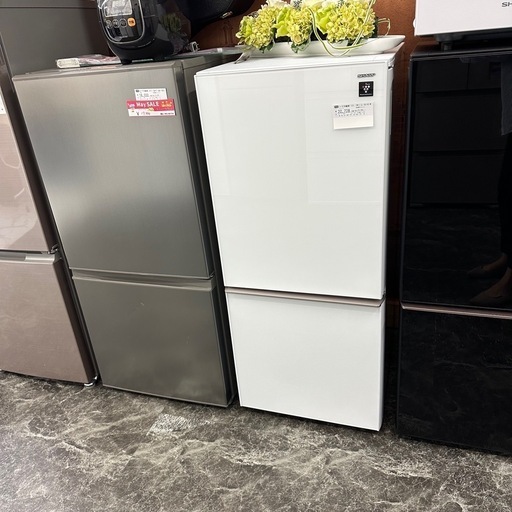 ガラストップ✨シャープさんの扉が付け替えできる冷蔵庫🌸137L✨他にも