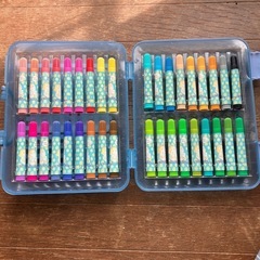 プラスチックバッグ入り36色ペンの画像