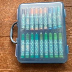 プラスチックバッグ入り36色ペンの画像