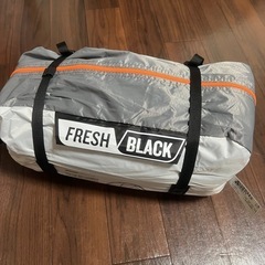 美品 2人用テント(Decathlon)