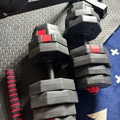 筋トレ　ベンチ　ダンベル　マットの画像