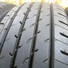 A4719 225/60R18 4本SET 18インチ ヨコハマ アドバン V03 ２４年製 バリ溝 イボ付き 現行アルファード等にの画像