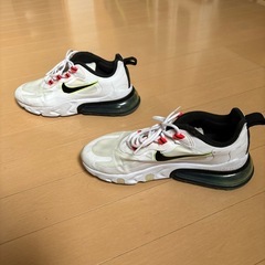 NIKE AIR MAX 270 REACT の画像