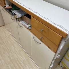 壁面収納棚の画像