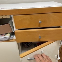 壁面収納棚の画像