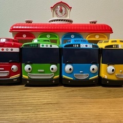 【大人気】ちびっこバス　タヨ🚌車庫セットの画像