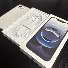 iPhone 16e 128GB Black 新古品！