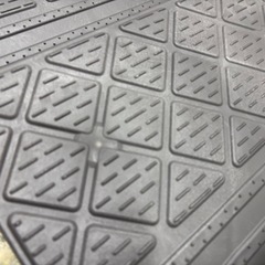 🚗道路と車庫の段差スローププレート アイリス高さ10cm ･90cm×3個セット【ホームセンター販売商品買取】の画像