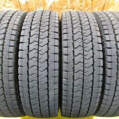 A4724 195/80R15 107/105LT ４本SET　...