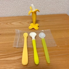 離乳食スプーン3本　エジソンバナナの歯固め