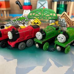 ①きかんしゃトーマス　木製レールシリーズ　車両　旧シリーズの画像