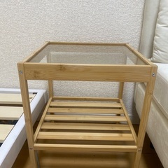 IKEA サイドテーブルの画像