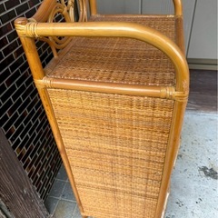 収納棚の画像