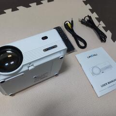 unenuプロジェクター9000lmの画像