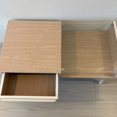 センターテーブルの画像