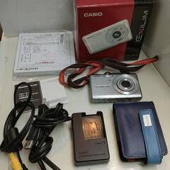 CASIO EXILIM デジタルカメラ EX-Z800