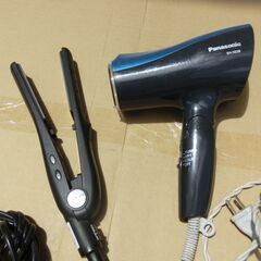 ■ Panasonic 1200W ドライヤー と ヘアアイロン の、中古セット ■の画像