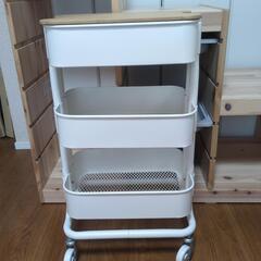 IKEA　ワゴン