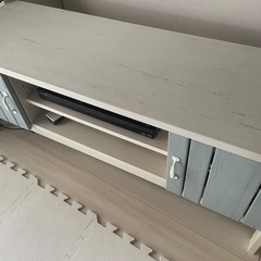 テレビ台の画像