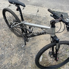 自転車2台の画像