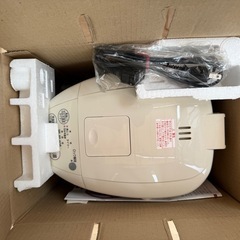 TOSHIBA電気保温ポットの画像