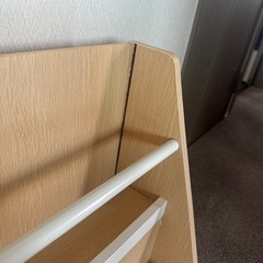 絵本棚の画像