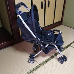 コンビ　ベビーカーの画像