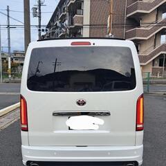 ハイエース　テールランプ
