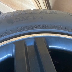 285/50R20 ゲレンデ　スタッドレスの画像