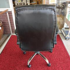 【無料商品】株式会社ドウシシャ オフィスチェア　やぶれ 錆 布ヘタレ 【こちらは店舗です。浜村鹿野温泉ICから3分 買取本舗 宮本リサイクル 営業時間9～19時 定休日水曜のみ←連絡できませんm(_ _)m】の画像