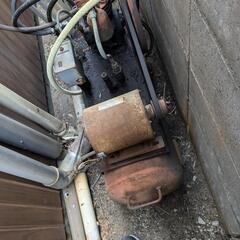 エアコンプレッサー